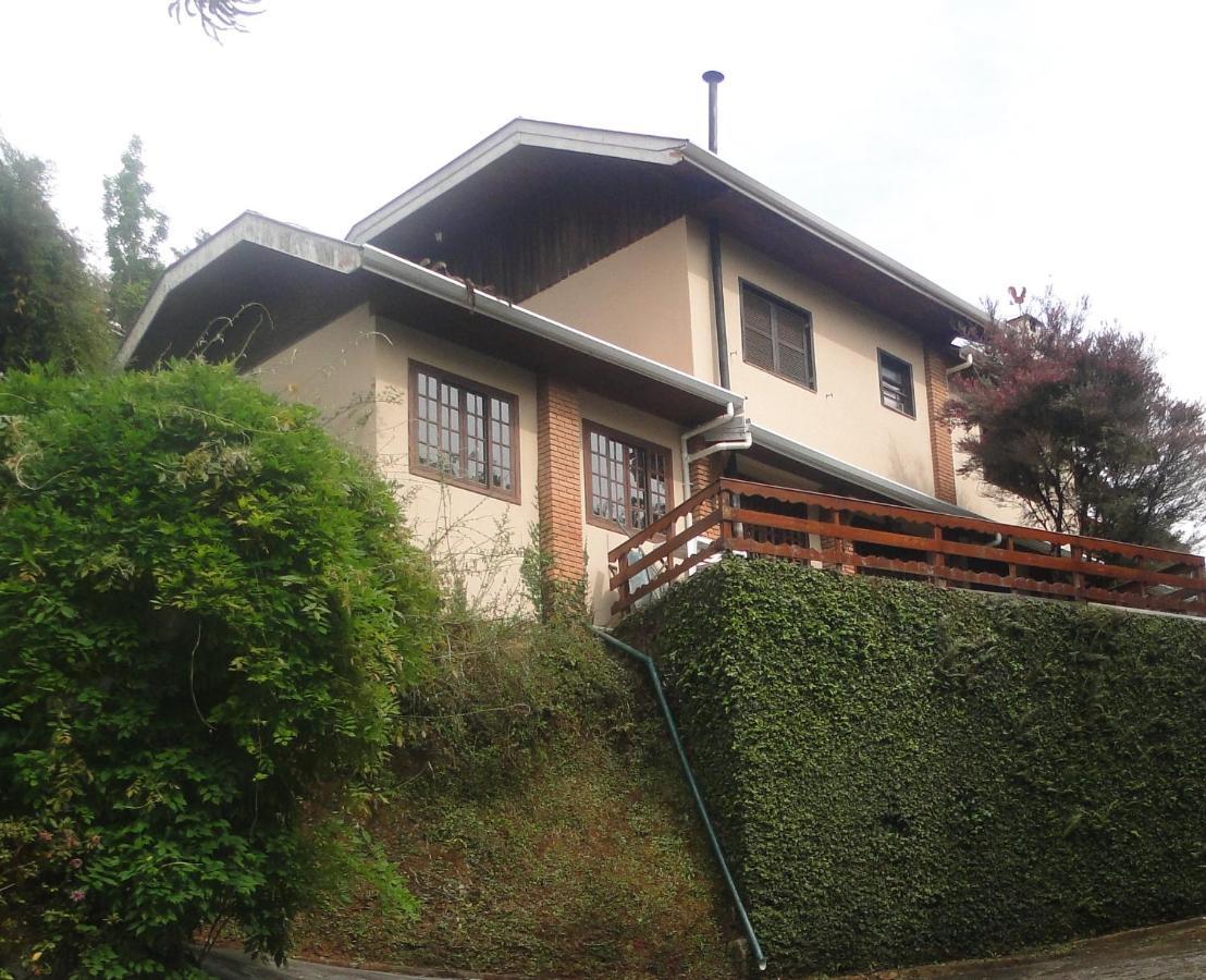 Casa Em Condominio Privado Campos do Jordão Eksteriør billede